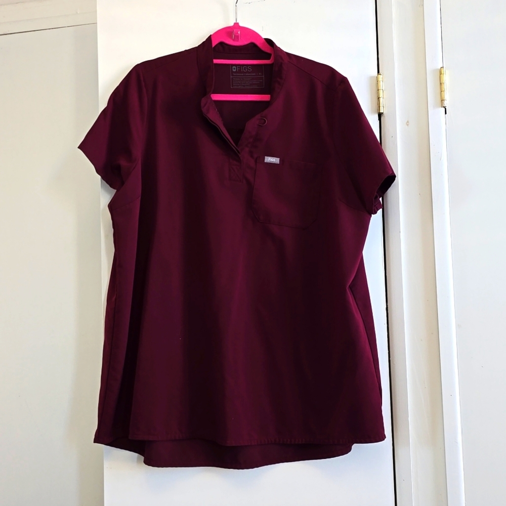 Figs Kitale Maternity Scrub Top in Burgandy